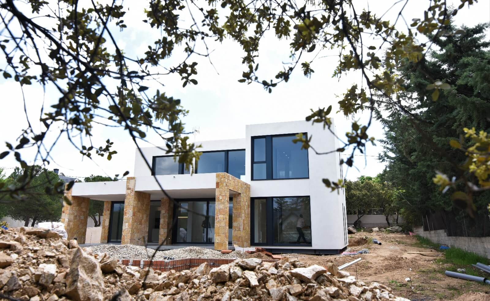 Instalación Domótica e Iluminación Vivienda Modular Guadarrama Inel