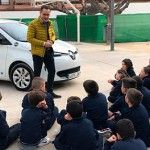 Inel explica al aire libre