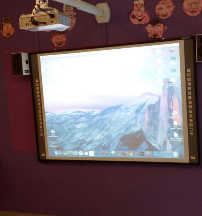 Pizarras interactivas en las aulas de la Agrupación Musical de Ontinyent
