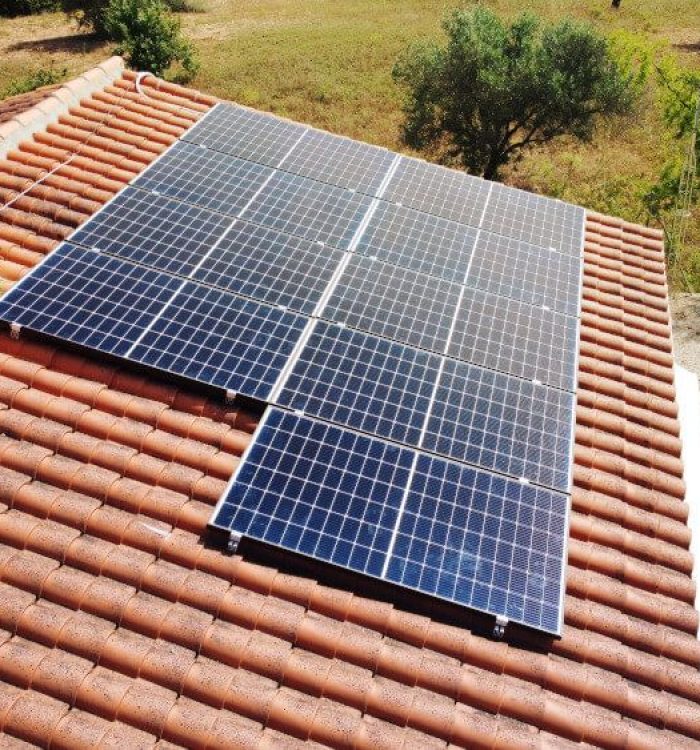 Instalación Fotovoltaica de Autoconsumo de 3.3kWp en Ontinyent (Valencia)