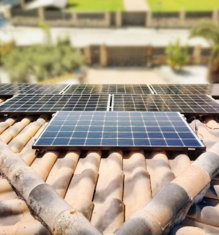 Instalación Fotovoltaica de Autoconsumo de 1.9kWp en Ontinyent (Valencia)