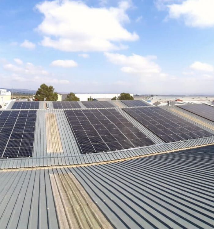 Instalación Fotovoltaica de Autoconsumo de 135kWp en Aielo de Malferit (Valencia)