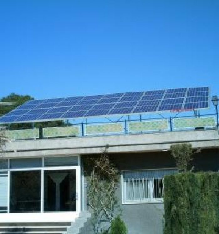 Instalaciones Fotovoltaicas de 5,9 Kw en Valencia, año 2004