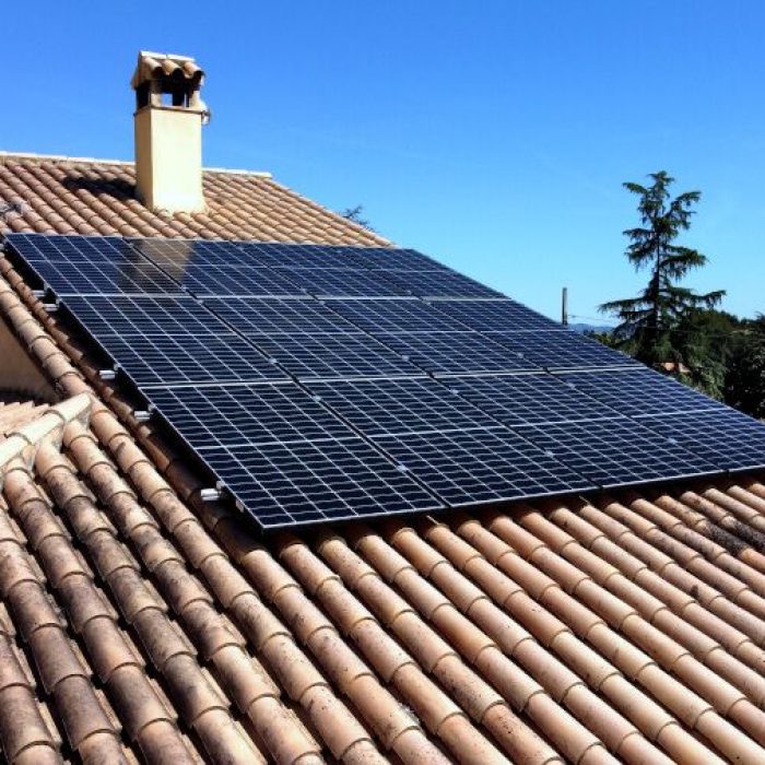 Instalación Fotovoltaica de Autoconsumo de 4.50kWp en Ontinyent (Valencia)