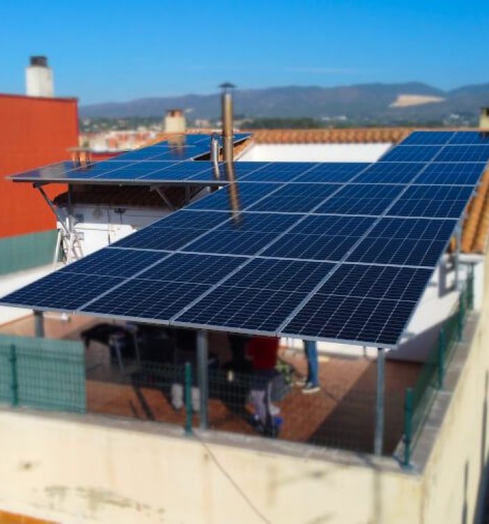 Instalación Fotovoltaica de Autoconsumo Colectivo 13kWp en Ontinyent (Valencia)