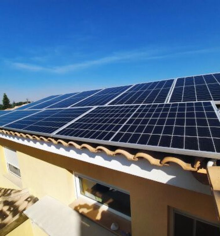 Instalación Fotovoltaica de Autoconsumo de 2.1kWp en Ontinyent (Valencia)