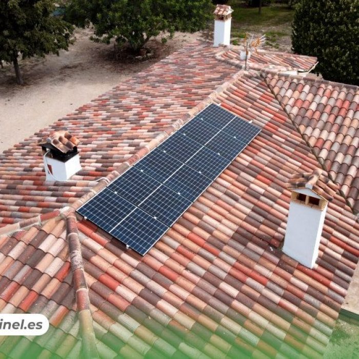 Instalación Fotovoltaica de Autoconsumo de 2.2kWp en Ontinyent (Valencia)
