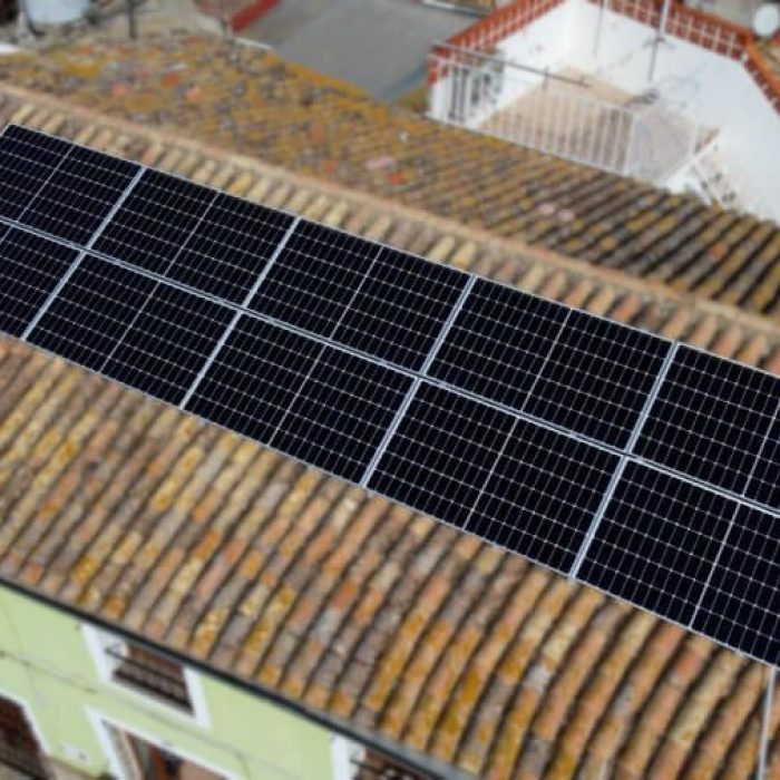 Instalación Fotovoltaica de Autoconsumo de 3.6 kW en Manuel (Valencia)