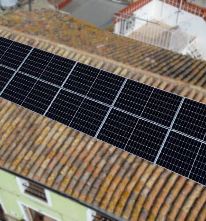 Instalación Fotovoltaica de Autoconsumo de 3.6 kW en Manuel (Valencia)