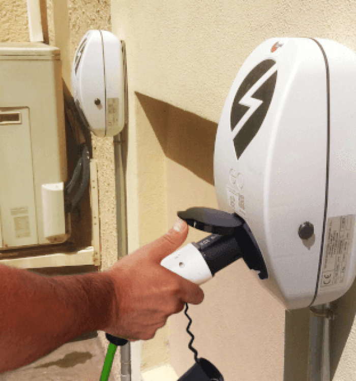 Instalación Punto de Recarga para Vehículo eléctrico en Hotel Kazar (Ontinyent)